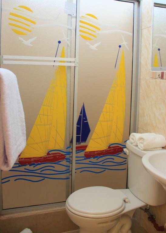 Hostal El Pinzon Puerto Ayora  Rum bild